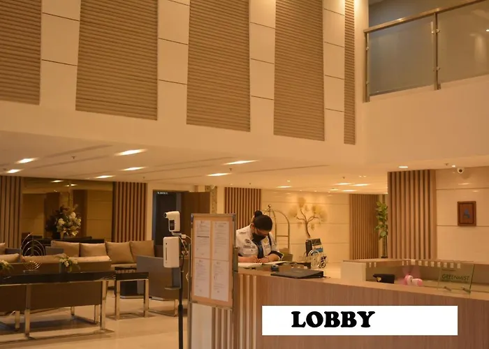 Paranaque Sm-sucat Field Res. Bldg 5, 2/f, 2br With Balcony * Manila