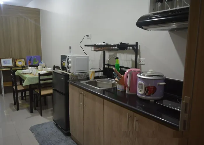 Paranaque Sm-sucat Field Res. Bldg 5, 2/f, 2br With Balcony Apartment