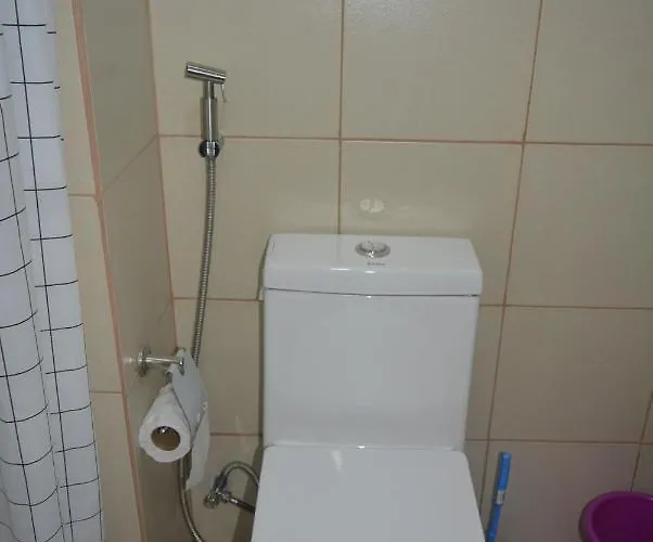 Paranaque Sm-sucat Field Res. Bldg 5, 2/f, 2br With Balcony Apartment