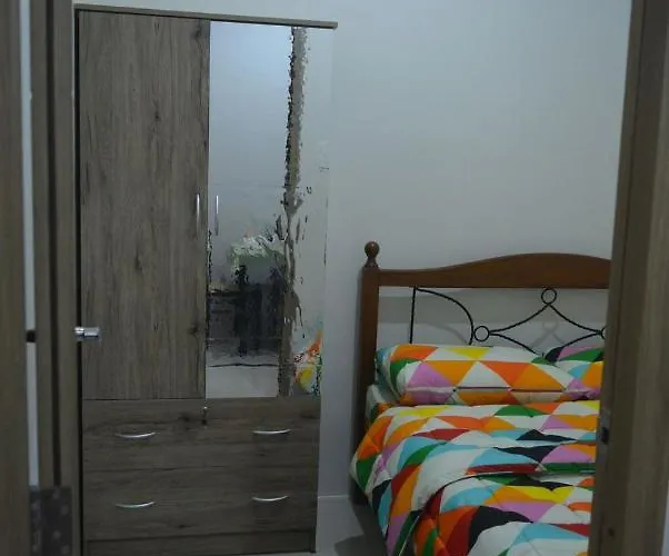 Paranaque Sm-sucat Field Res. Bldg 5, 2/f, 2br With Balcony *