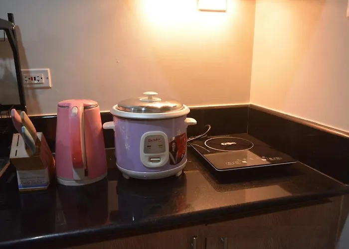 Paranaque Sm-sucat Field Res. Bldg 5, 2/f, 2br With Balcony * Manila