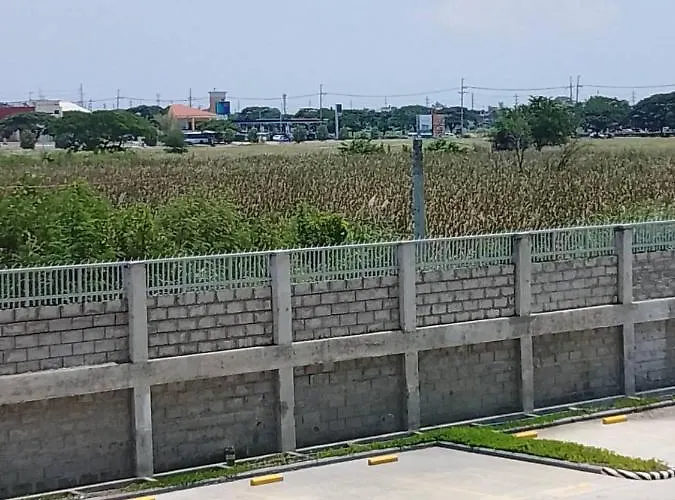 Paranaque Sm-sucat Field Res. Bldg 5, 2/f, 2br With Balcony *