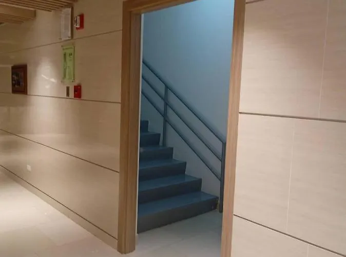 Paranaque Sm-sucat Field Res. Bldg 5, 2/f, 2br With Balcony *